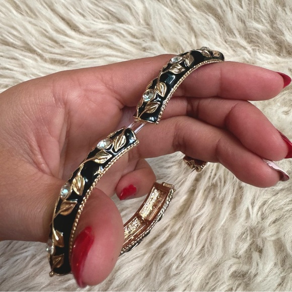 Vintage 🖤 Black & Gold Tone Enamel Stretch Bangle Bracelet Rhinestone Art Deco - Picture 4 of 10